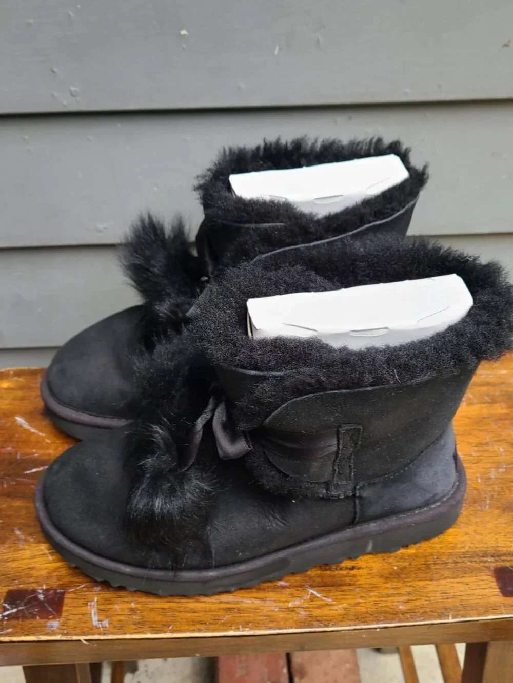 UGG Gita Black Suede Shearling Boots size 8 in Box